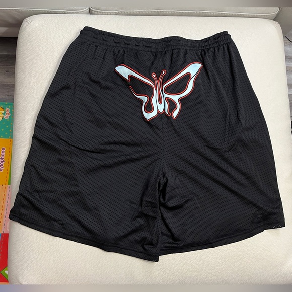 NWT - Puma x Dua Lipa Women’s Butterfly Mesh Basketball Shorts - Size L - Picture 6 of 9